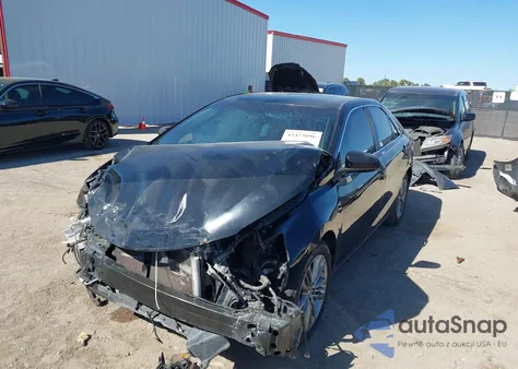 2015 Toyota Camry Se z USA, uszkodzony, nr VIN 4T1BF1FK8FU022721